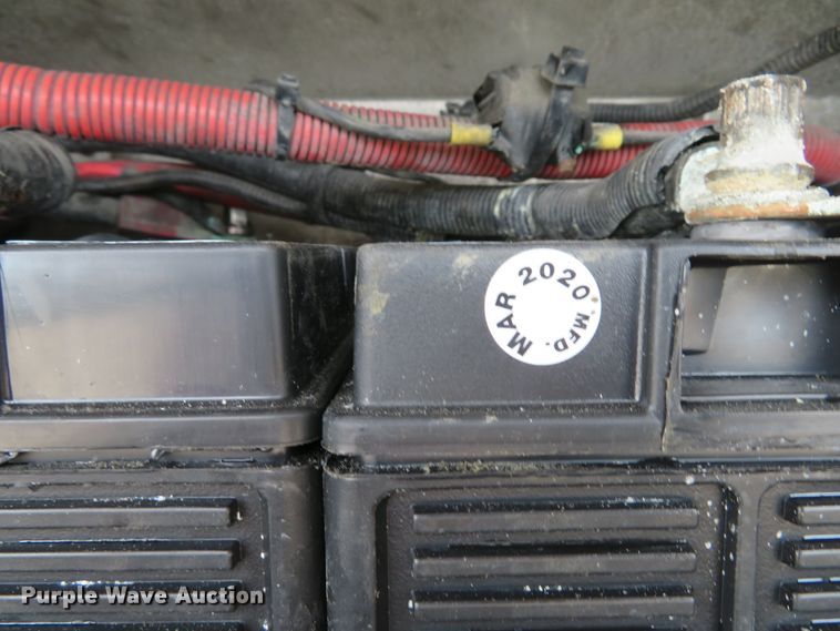 image for item DI2086 2007 Peterbilt 387  semi truck