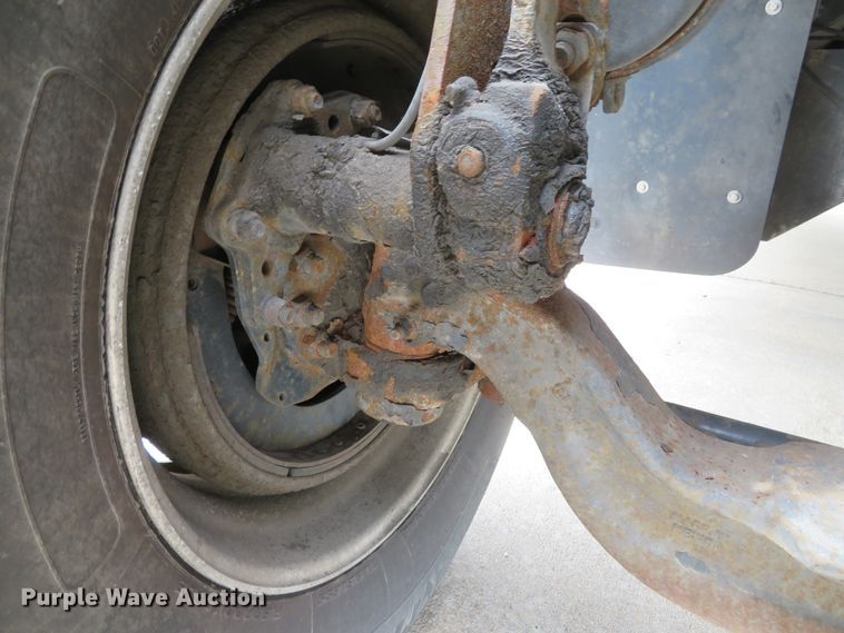 image for item DI2086 2007 Peterbilt 387  semi truck