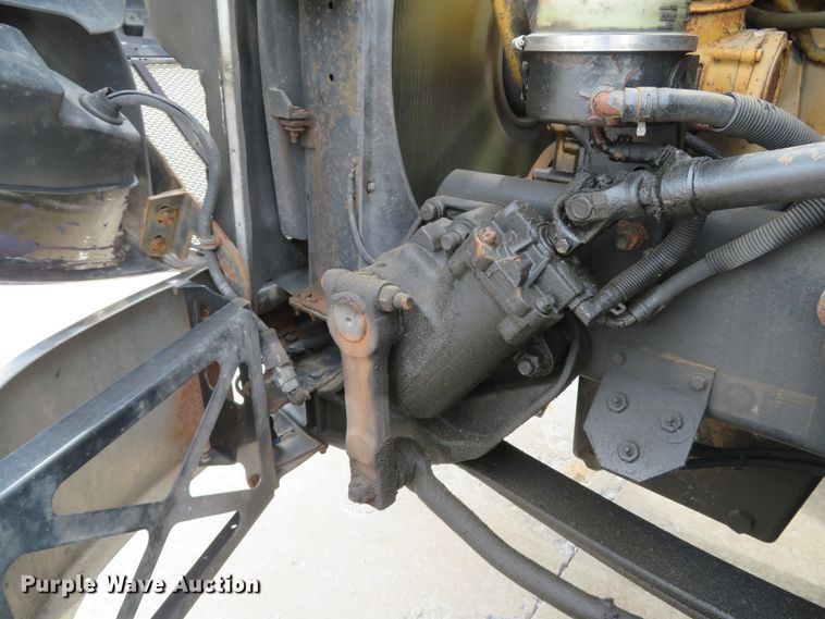 image for item DI2086 2007 Peterbilt 387  semi truck