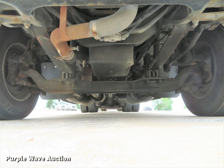 image for item DI2086 2007 Peterbilt 387  semi truck