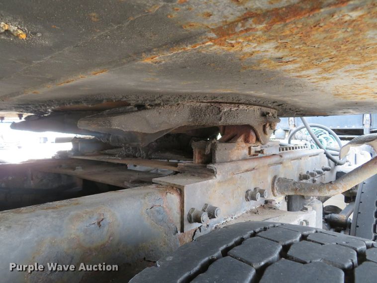 image for item DI2086 2007 Peterbilt 387  semi truck