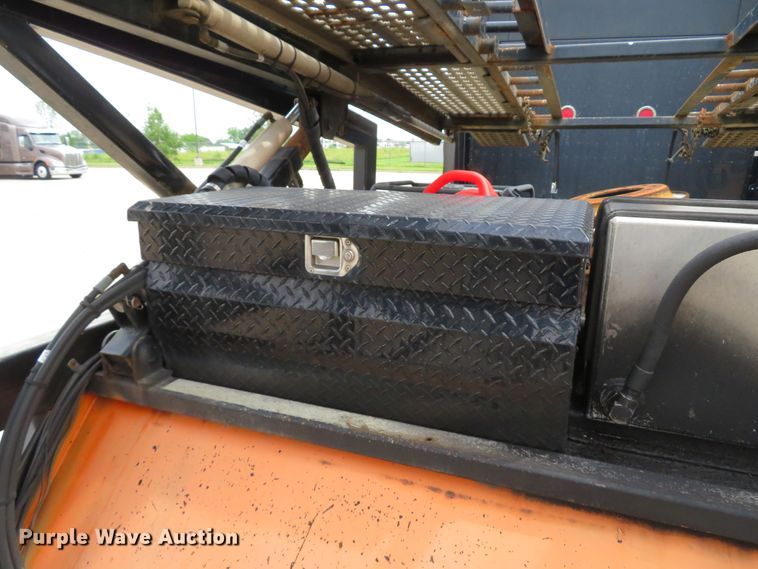 image for item DI2087 2002 Cottrell EZ-5307 Highmount Classic car trailer