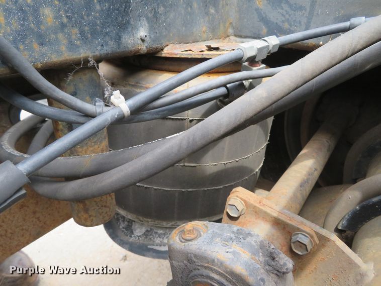 image for item DI2087 2002 Cottrell EZ-5307 Highmount Classic car trailer