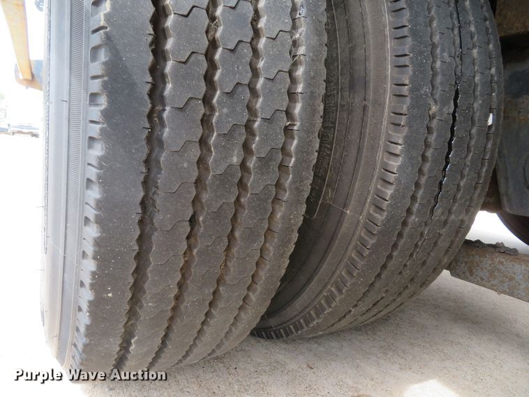 image for item DI2087 2002 Cottrell EZ-5307 Highmount Classic car trailer