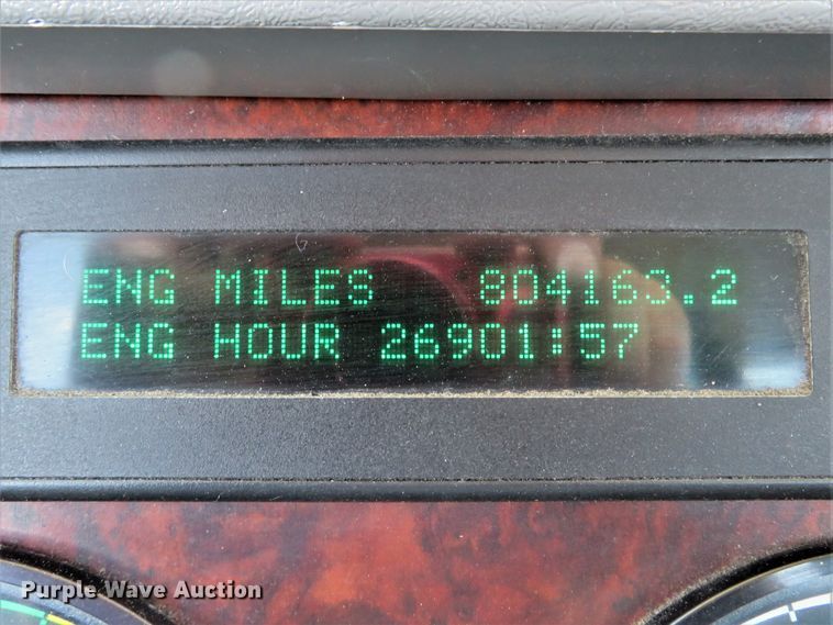 image for item DI2243 2002 Freightliner Century Class ST120  semi truck