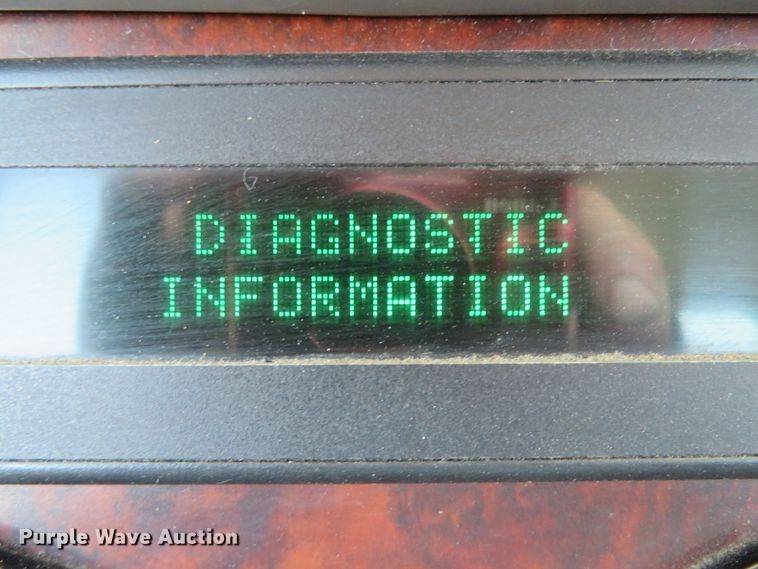 image for item DI2243 2002 Freightliner Century Class ST120  semi truck