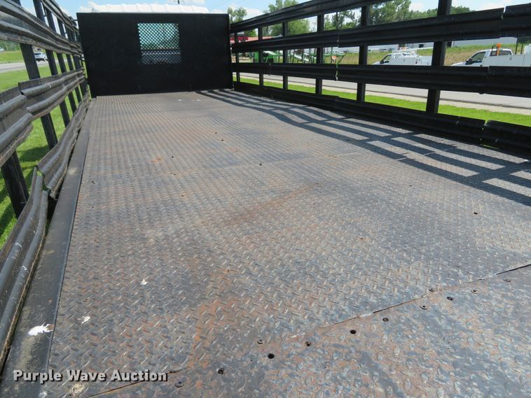 image for item DI2244 2005 UD Nissan UD1800  flatbed truck