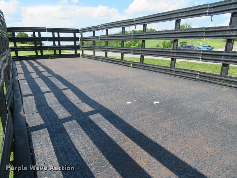 image for item DI2244 2005 UD Nissan UD1800  flatbed truck