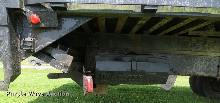 image for item DI2244 2005 UD Nissan UD1800  flatbed truck