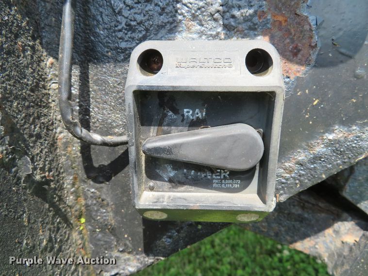 image for item DI2244 2005 UD Nissan UD1800  flatbed truck