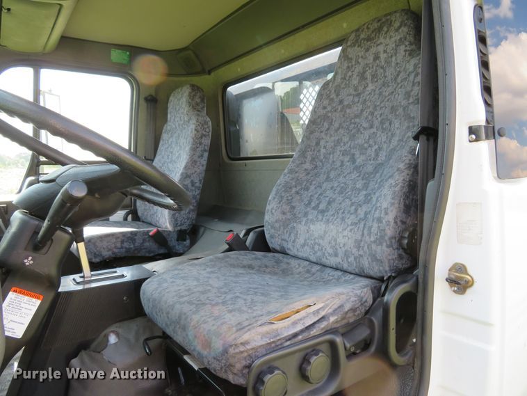 image for item DI2244 2005 UD Nissan UD1800  flatbed truck