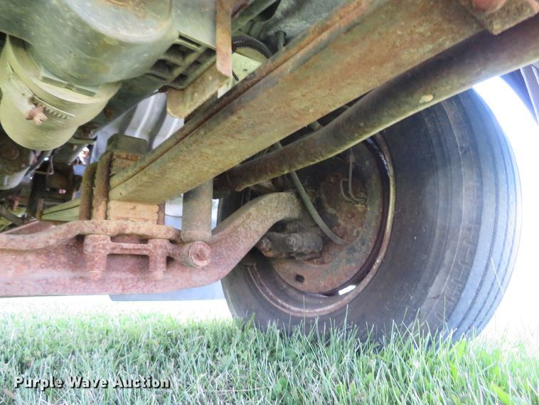 image for item DI2244 2005 UD Nissan UD1800  flatbed truck