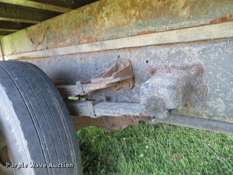 image for item DI2244 2005 UD Nissan UD1800  flatbed truck