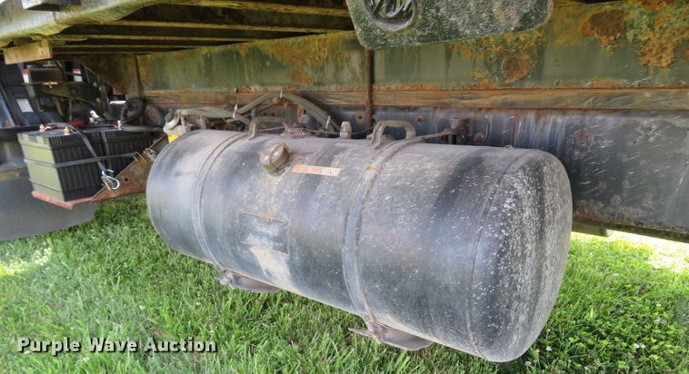 image for item DI2244 2005 UD Nissan UD1800  flatbed truck