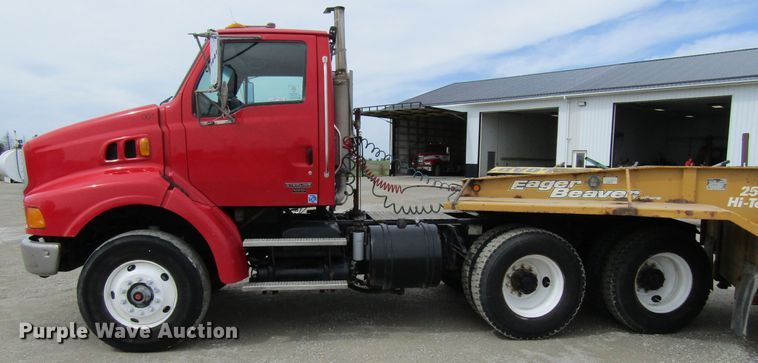 image for item FD9459 2006 Sterling LT9500  semi truck