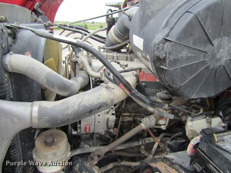 image for item FD9459 2006 Sterling LT9500  semi truck