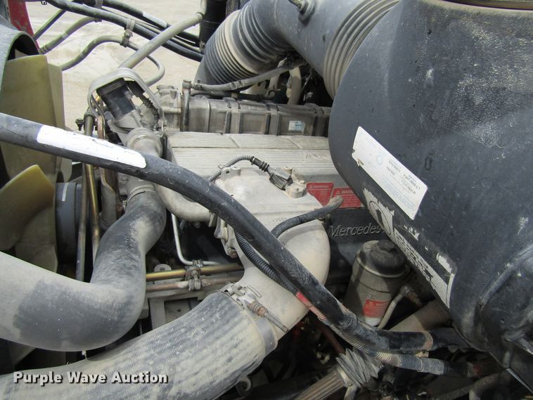 image for item FD9459 2006 Sterling LT9500  semi truck