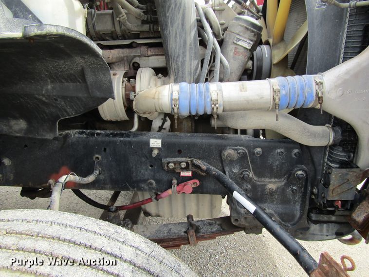 image for item FD9459 2006 Sterling LT9500  semi truck