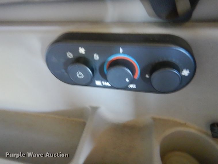 image for item FX9187 2014 Peterbilt 587  semi truck