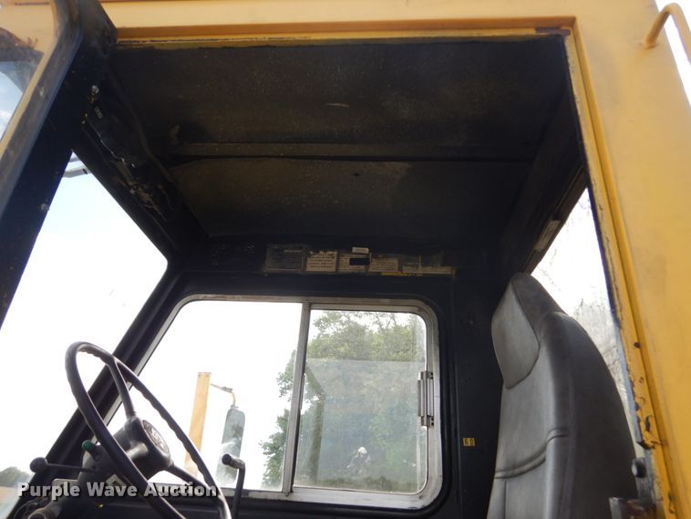 image for item FX9192 Ottawa 30  yard truck