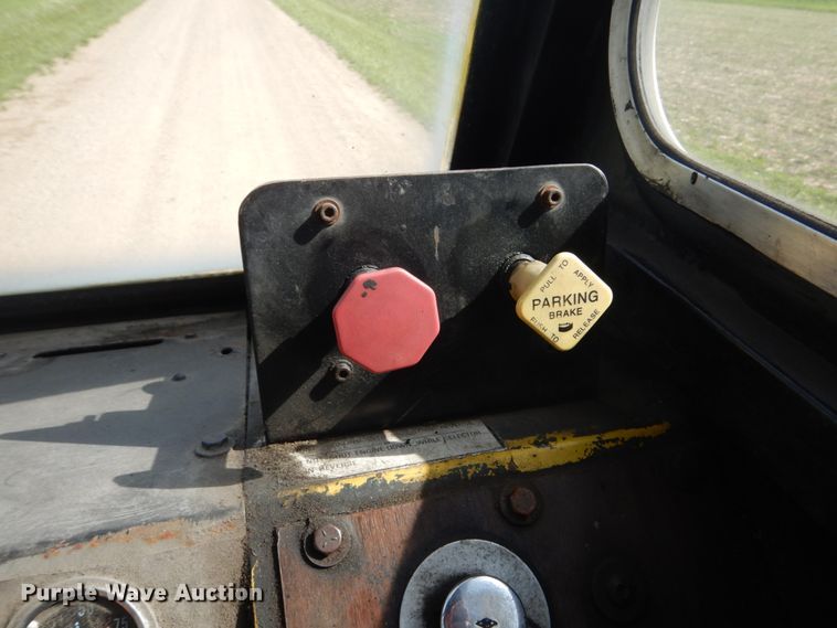 image for item FX9192 Ottawa 30  yard truck