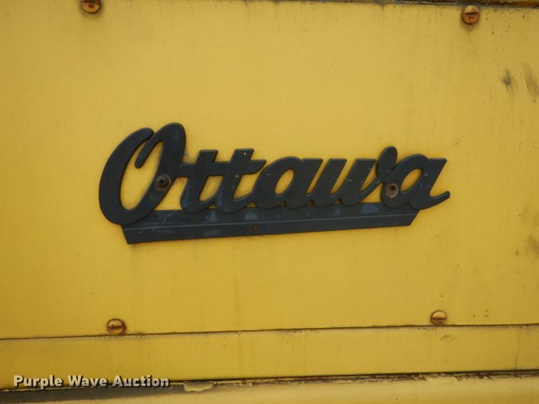 image for item FX9192 Ottawa 30  yard truck