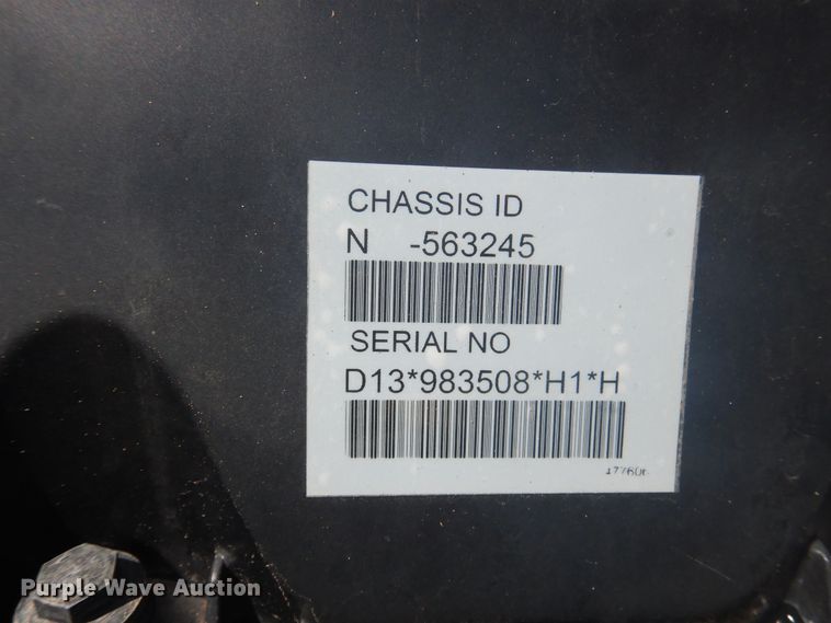 image for item GE9393 2012 Volvo VN semi truck