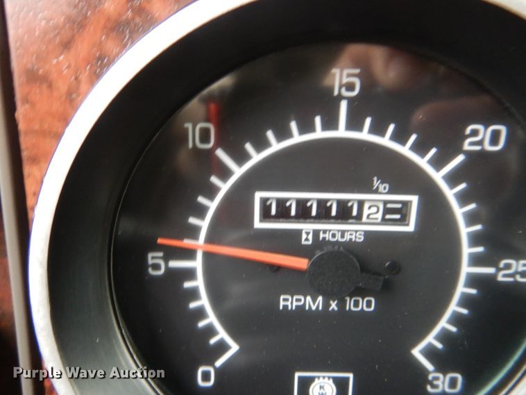 image for item GF9210 2006 Kenworth T800  tank truck