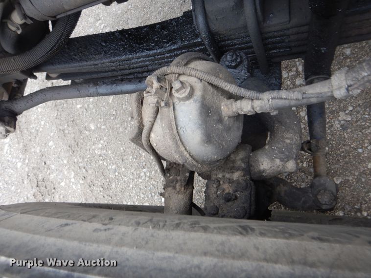 image for item GF9210 2006 Kenworth T800  tank truck