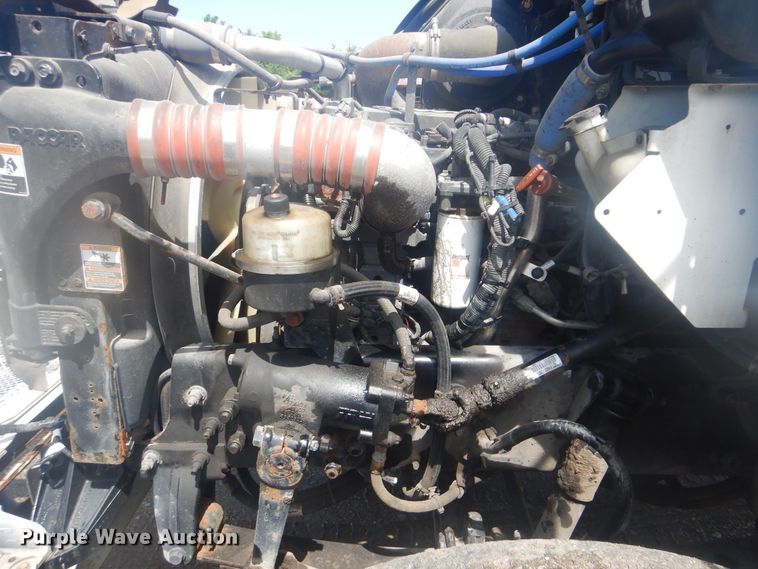 image for item GF9220 2012 Kenworth T370  truck cab and chassis