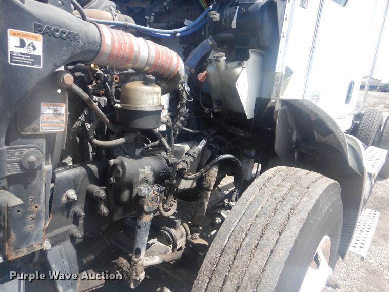 image for item GF9220 2012 Kenworth T370  truck cab and chassis