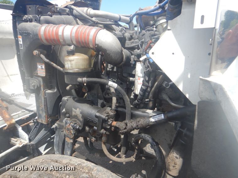 image for item GF9220 2012 Kenworth T370  truck cab and chassis