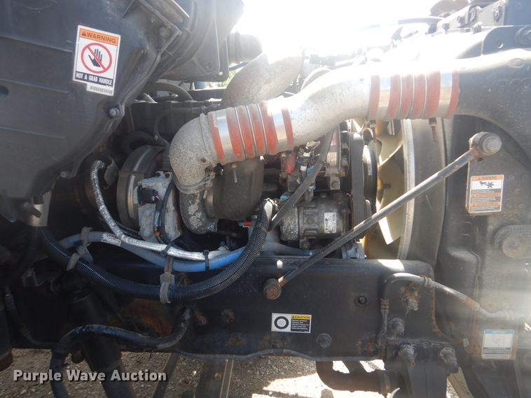 image for item GF9220 2012 Kenworth T370  truck cab and chassis