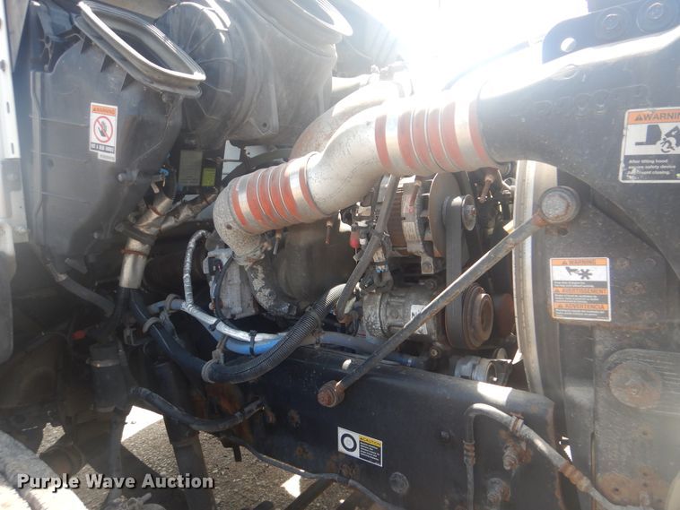 image for item GF9220 2012 Kenworth T370  truck cab and chassis