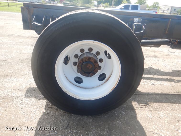 image for item GF9220 2012 Kenworth T370  truck cab and chassis