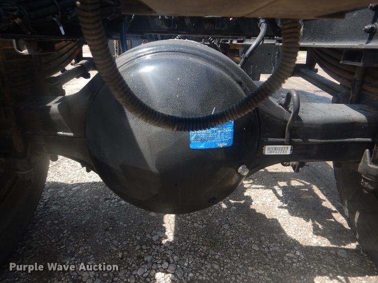 image for item GF9220 2012 Kenworth T370  truck cab and chassis