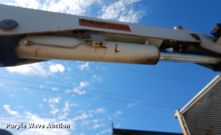 image for item GF9234 2008 International 7400  utility truck with crane