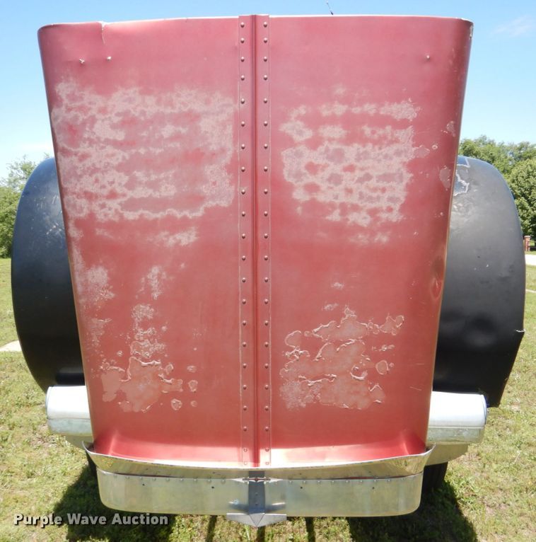 image for item GM9249 1996 Peterbilt 379  semi truck