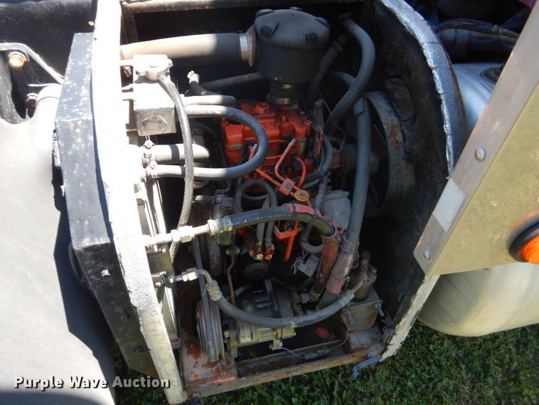 image for item GM9249 1996 Peterbilt 379  semi truck