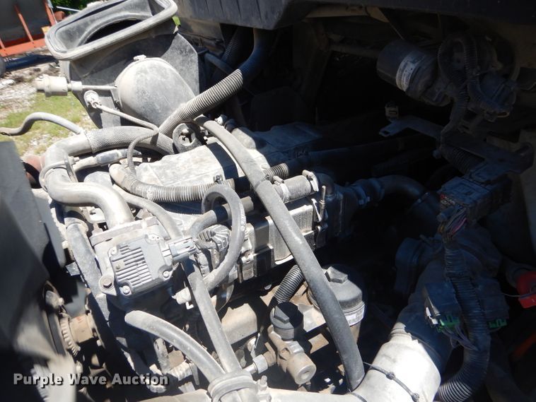 image for item GN9400 2009 International DuraStar 4400  truck cab and chassis