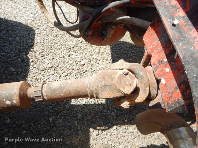 image for item GN9427 1985 International S2100  semi truck