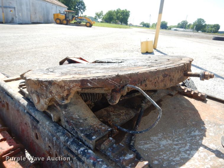 image for item GN9427 1985 International S2100  semi truck