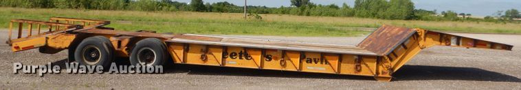 image for item GN9429 1970 Load King equipment trailer