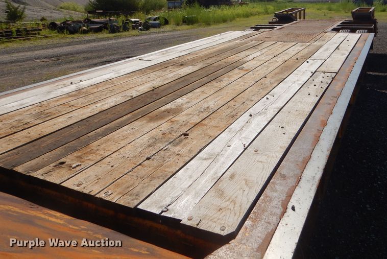 image for item GN9429 1970 Load King equipment trailer