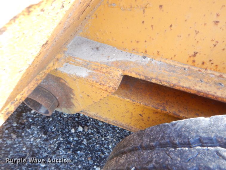 image for item GN9429 1970 Load King equipment trailer