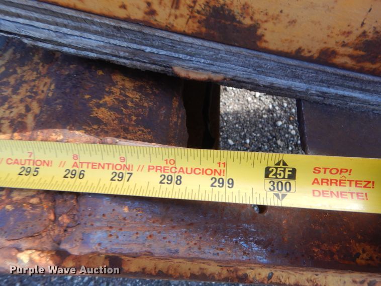 image for item GN9429 1970 Load King equipment trailer