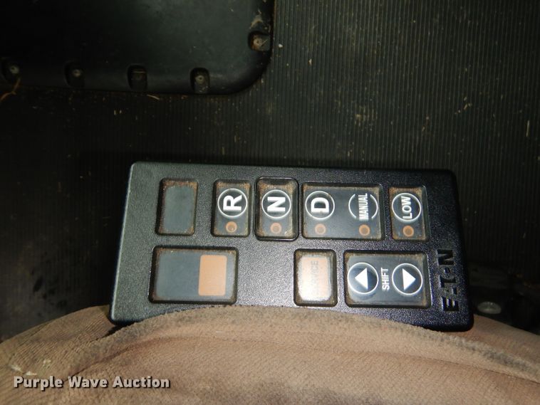 image for item GP9149 2011 Peterbilt 387  truck tractor