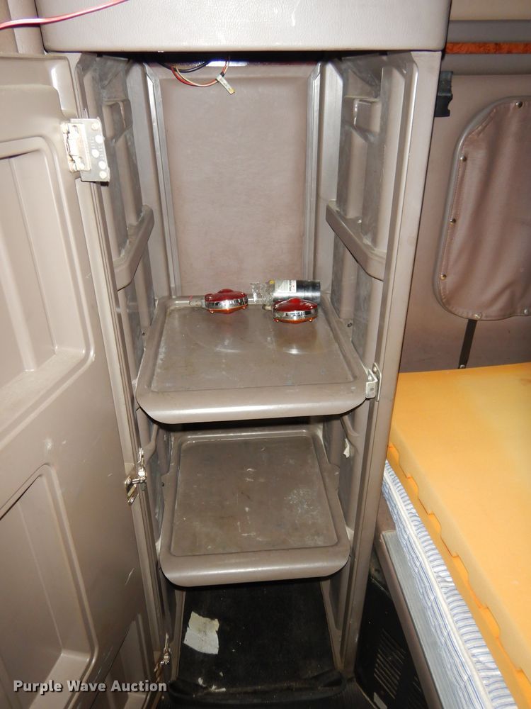 image for item GP9149 2011 Peterbilt 387  truck tractor