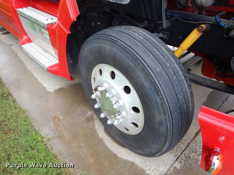 image for item GP9149 2011 Peterbilt 387  truck tractor