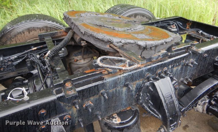 image for item GP9149 2011 Peterbilt 387  truck tractor